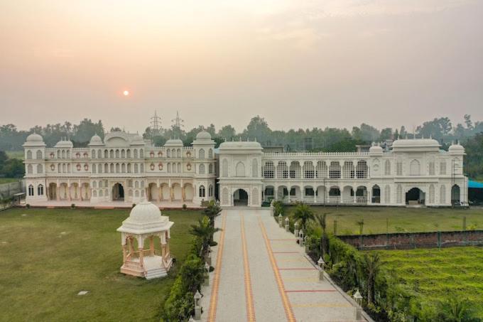 Kairvi Fort Resort Морадабад Екстер'єр фото